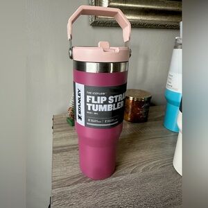 Stanley ICE FLOW FLIP STRAW TUMBLER | 30 OZ | LIMITED EDITION COLOR Raspberry